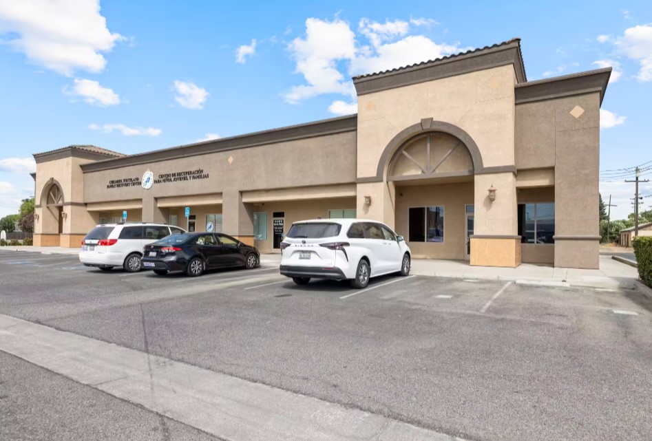 Office for Sale in Madera California 93637